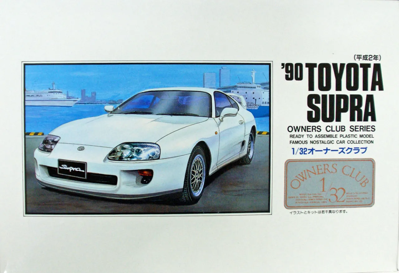 Arii Owners Club 1/32 37 1990 TOYOTA SUPRA 1/32 Scale Kit (Microace)