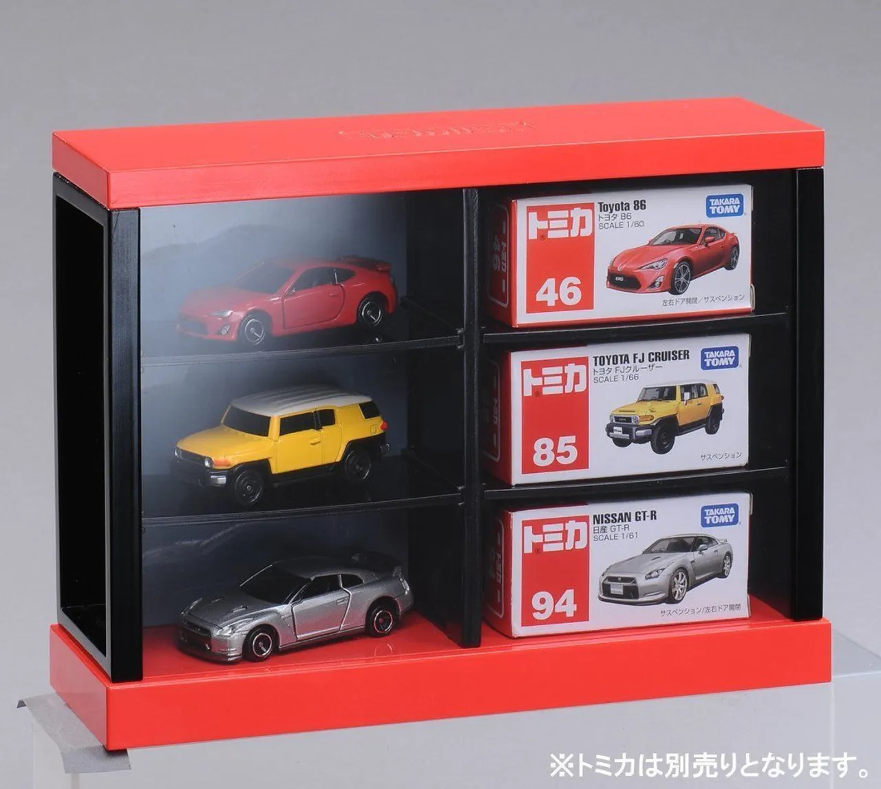 Takara Tomy 852087 Tomica Display Square Passion Red
