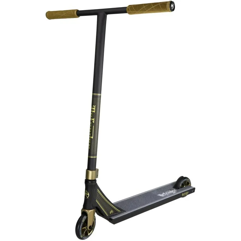 Addict Defender 3.0 Stunt Scooter - Black/Gold