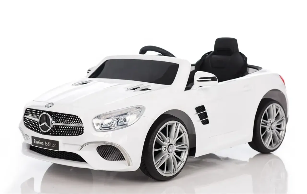 Kids White 12v Licensed Mercedes 400-SL Passion Edition Car