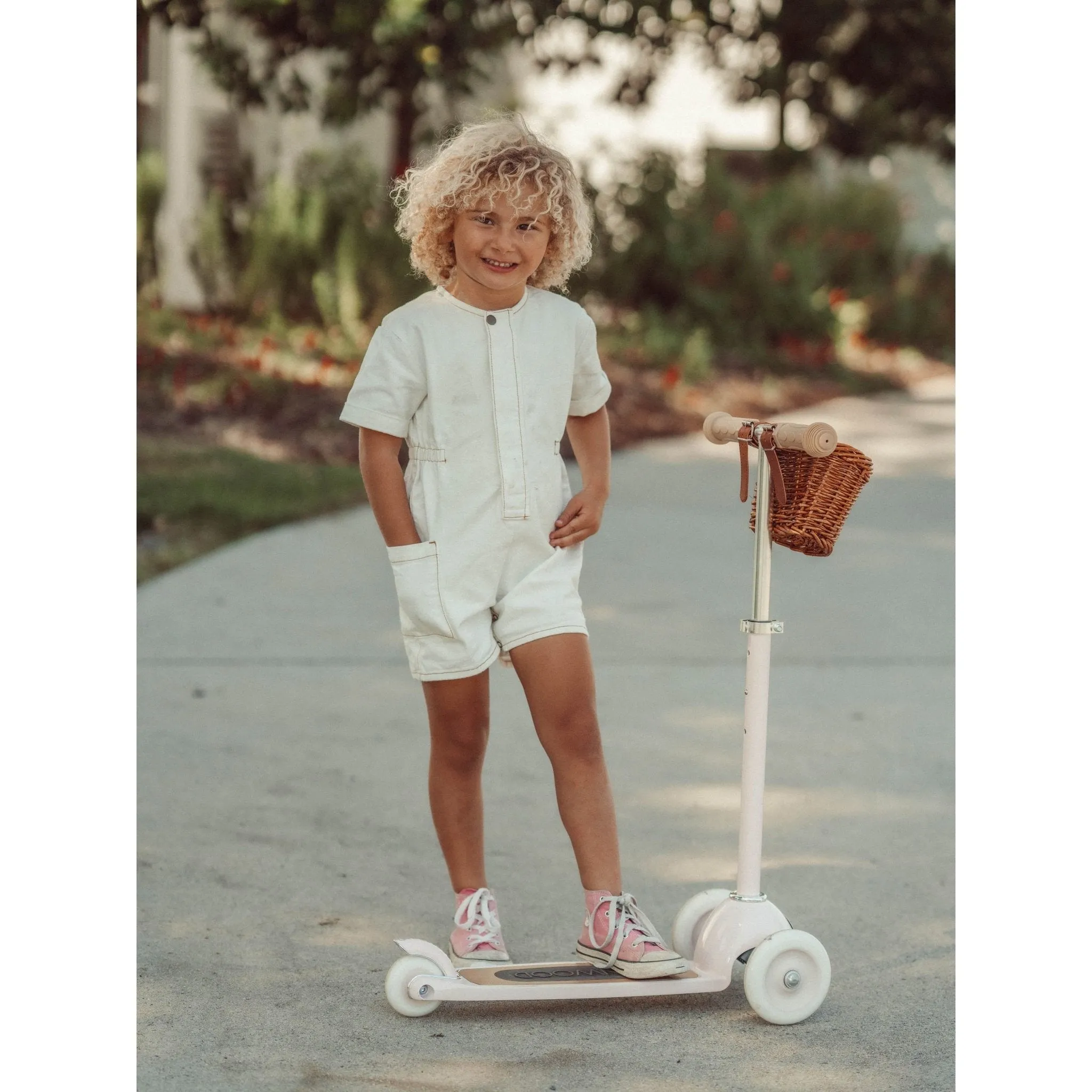 Banwood Scooter with Basket Age 3+