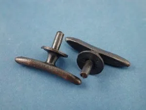 Aeronaut Cleat Bronzed Metal 25mm (2)