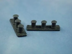 Aeronaut Bollard Triple on Base 24x7x6mm